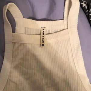 EMMA AND SAM WHITE CROP TOP SIZE SMALL